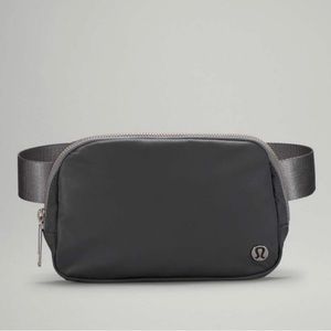 NWT lululemon Asphalt Gray OG everywhere belt bag Fanny pack original strap